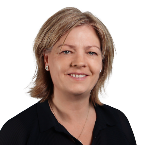 Pia Balling | Juridisk Assistent